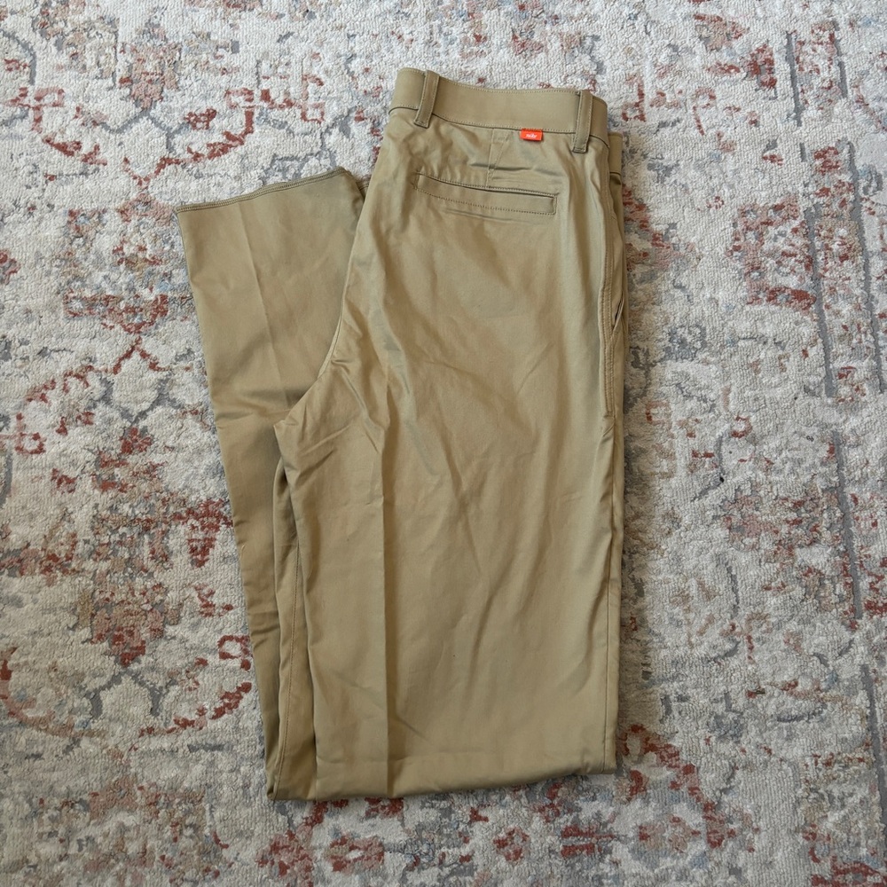 Nike Dri Fit Standard Fit Golf Chino Pants Beige DN3762-297 Men Size 35 x 35